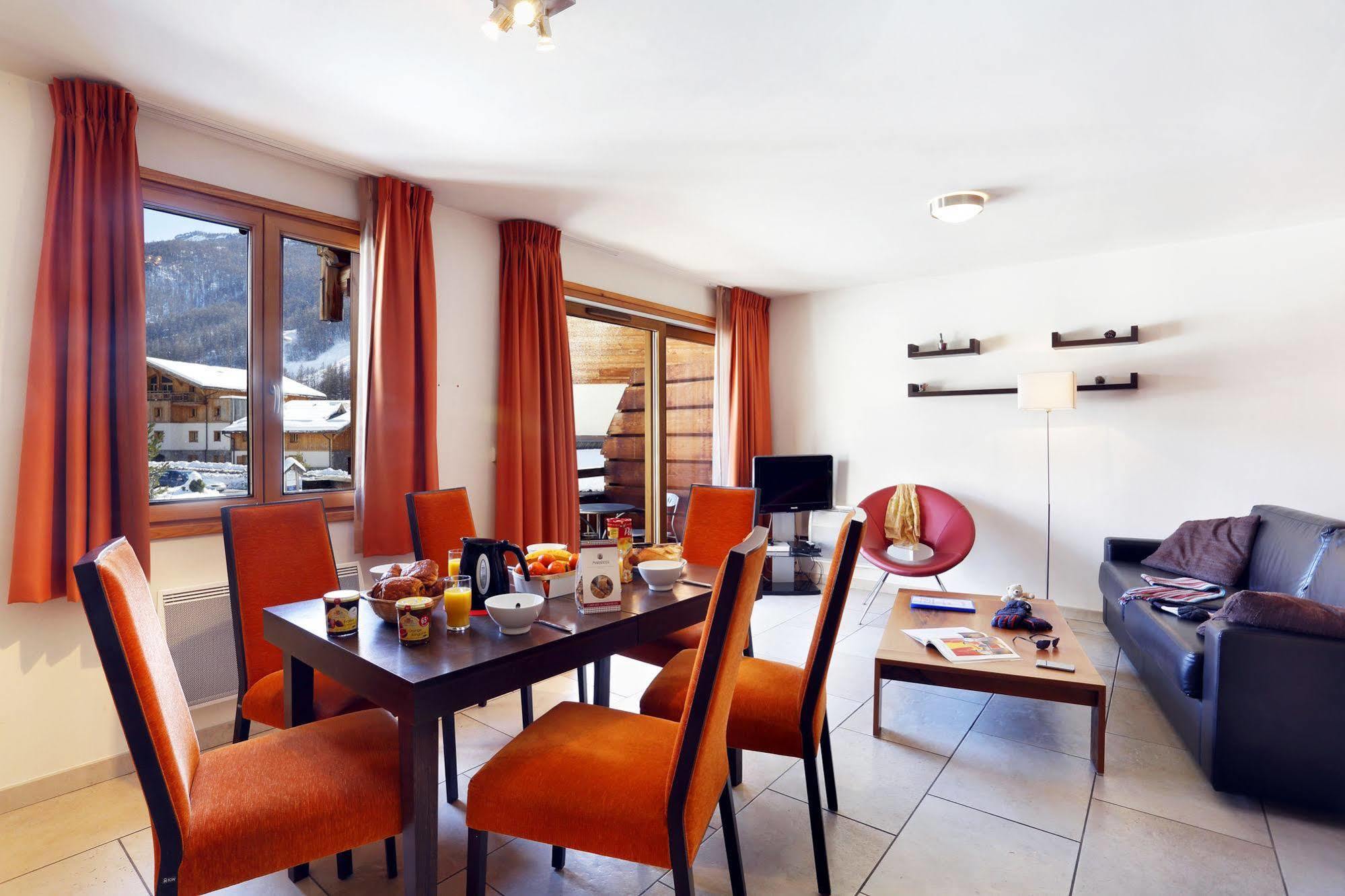 Residence Nemea L'Adret Saint-Chaffrey Exterior photo