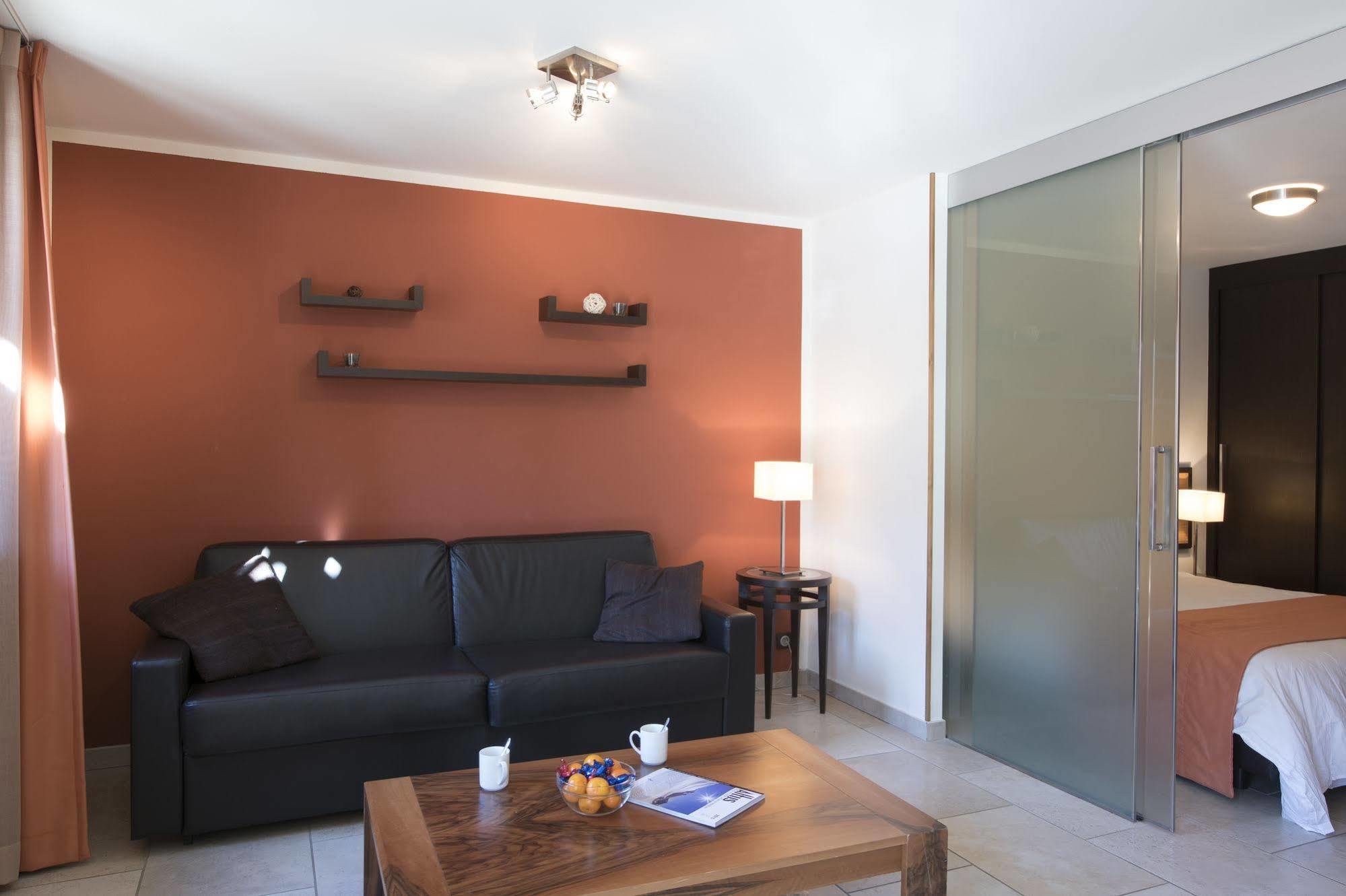 Residence Nemea L'Adret Saint-Chaffrey Exterior photo