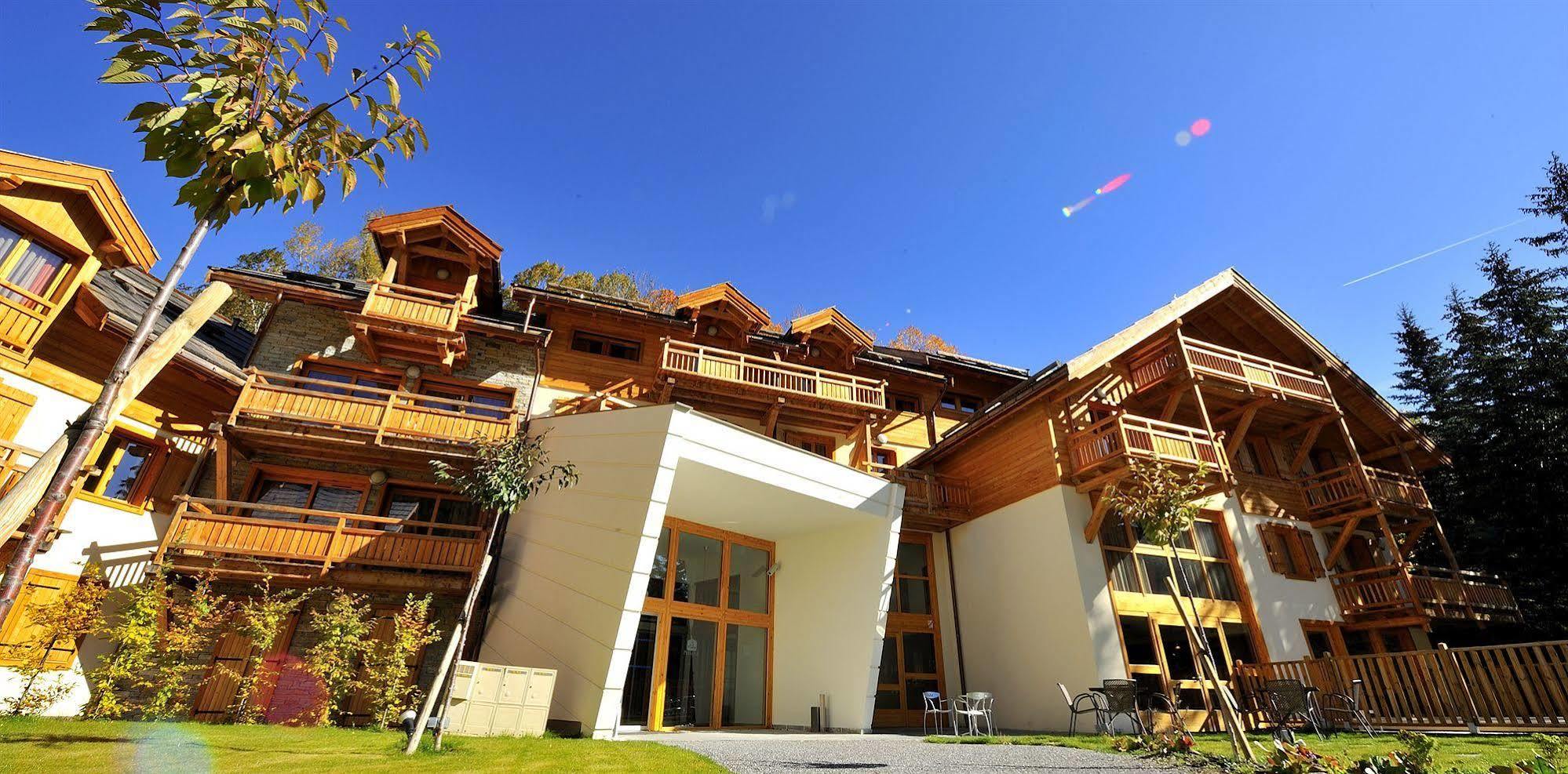 Residence Nemea L'Adret Saint-Chaffrey Exterior photo
